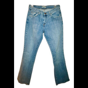 Vintage Levi’s 515 bootcut flare denim 6 medium